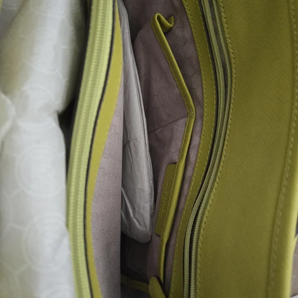 Michael Kors bag - Picture 3 of 4